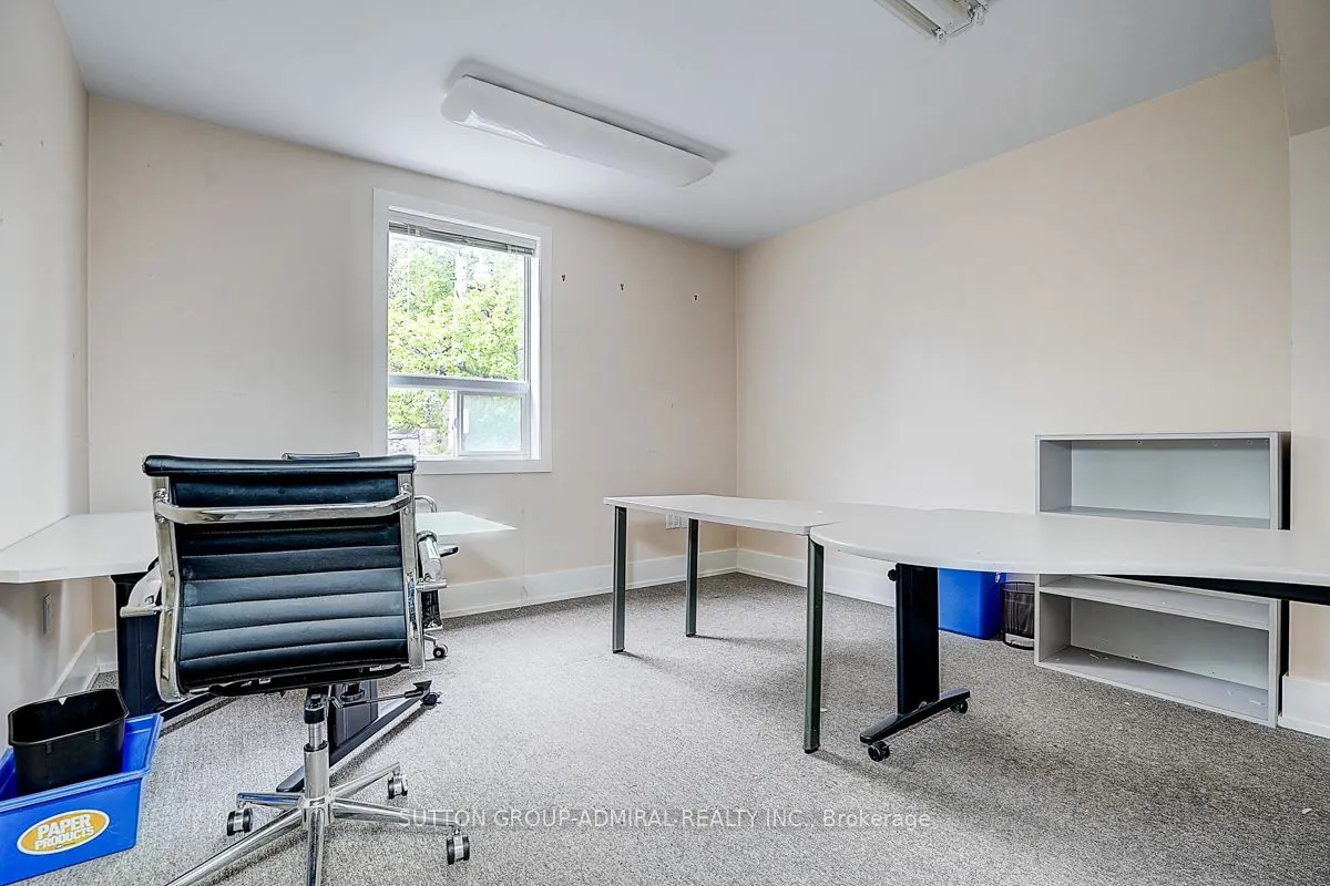 1184 Eglinton Avenue W