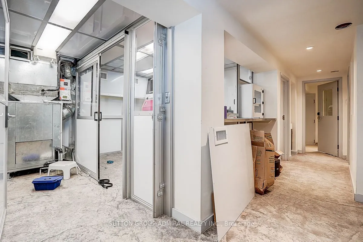 1184 Eglinton Avenue W