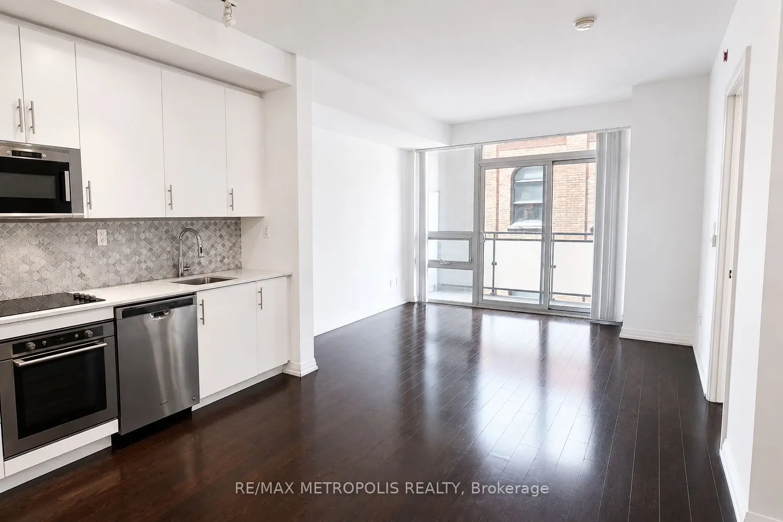 460 Adelaide Street E #520