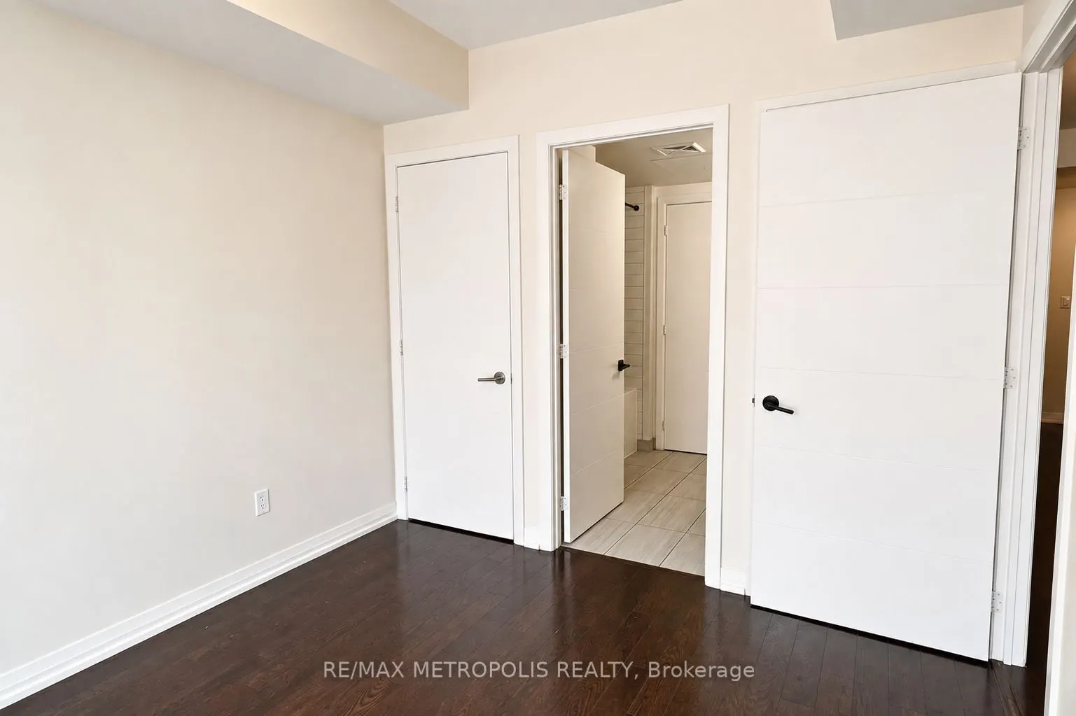 460 Adelaide Street E #520