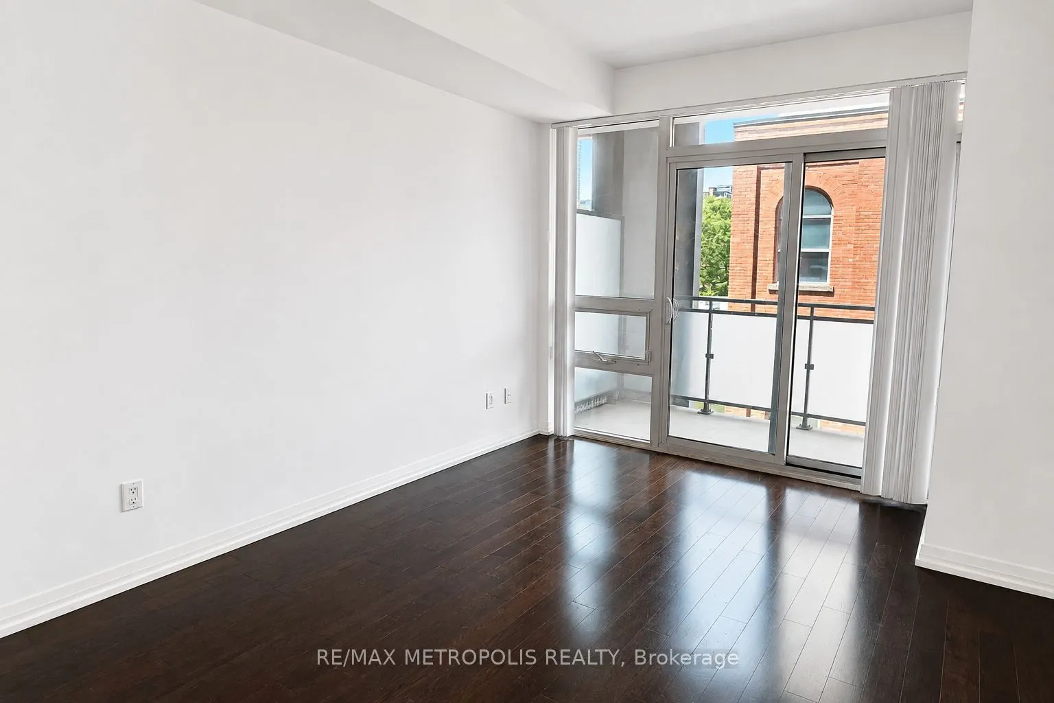 460 Adelaide Street E #520