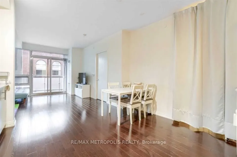 460 Adelaide Street E #520