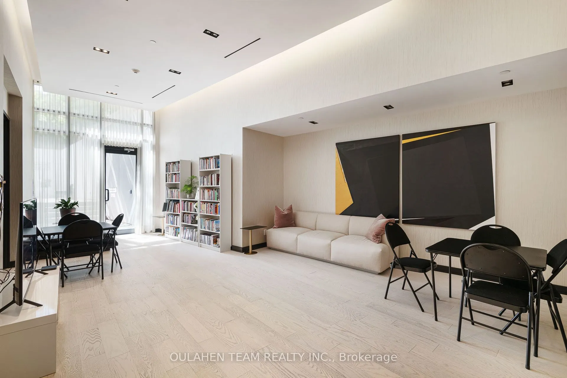 3018 Yonge Street #518