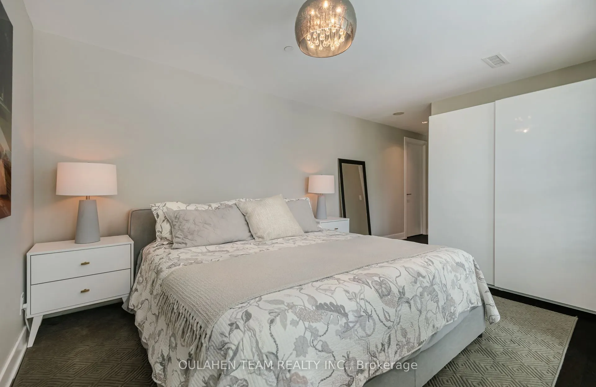 3018 Yonge Street #518