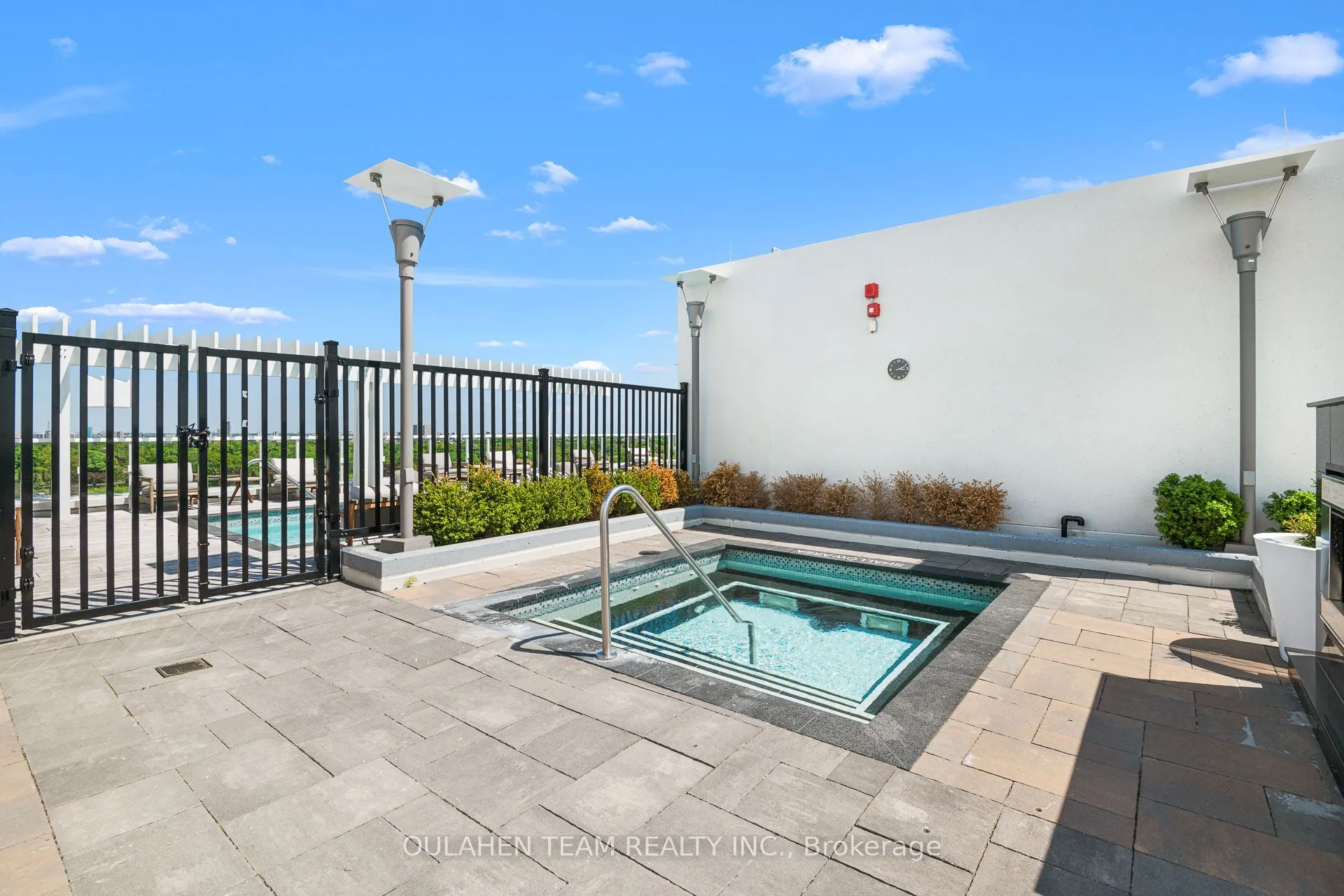 3018 Yonge Street #518