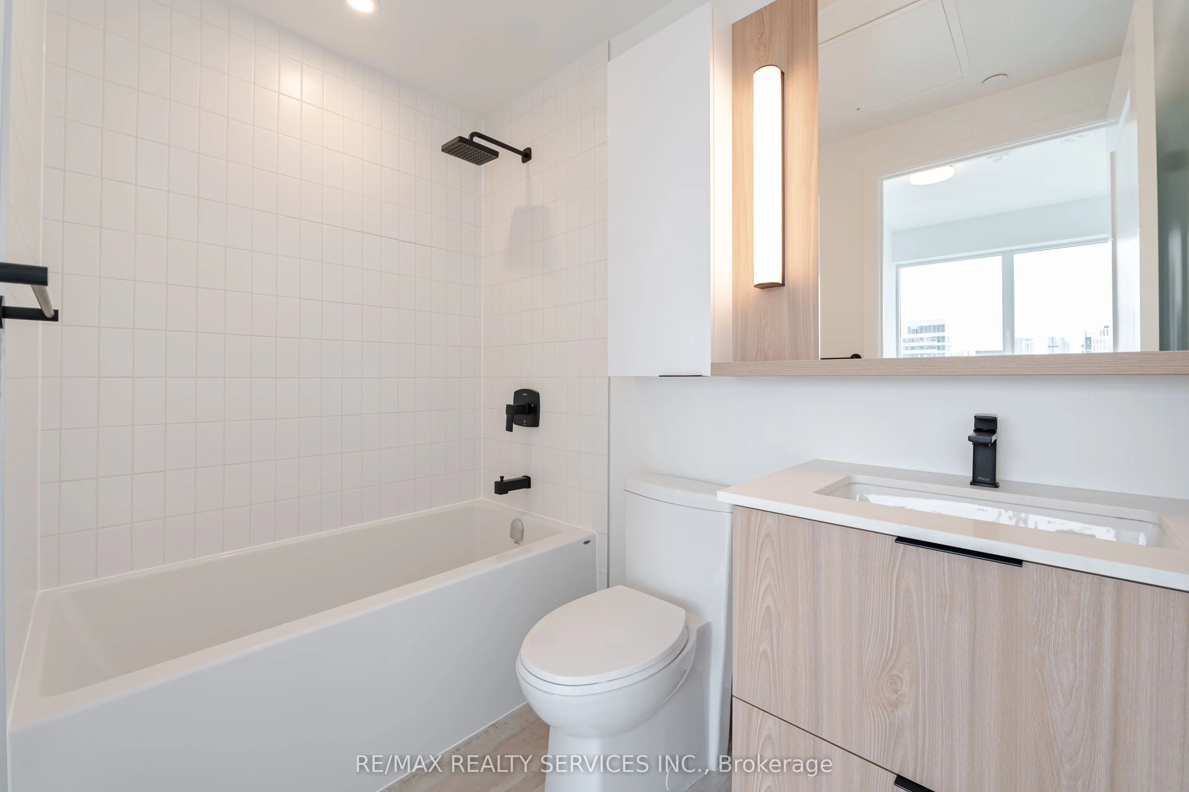 5 Defries Street #2208