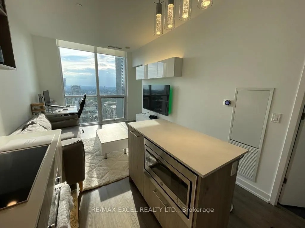 1 YORKVILLE Avenue #3103