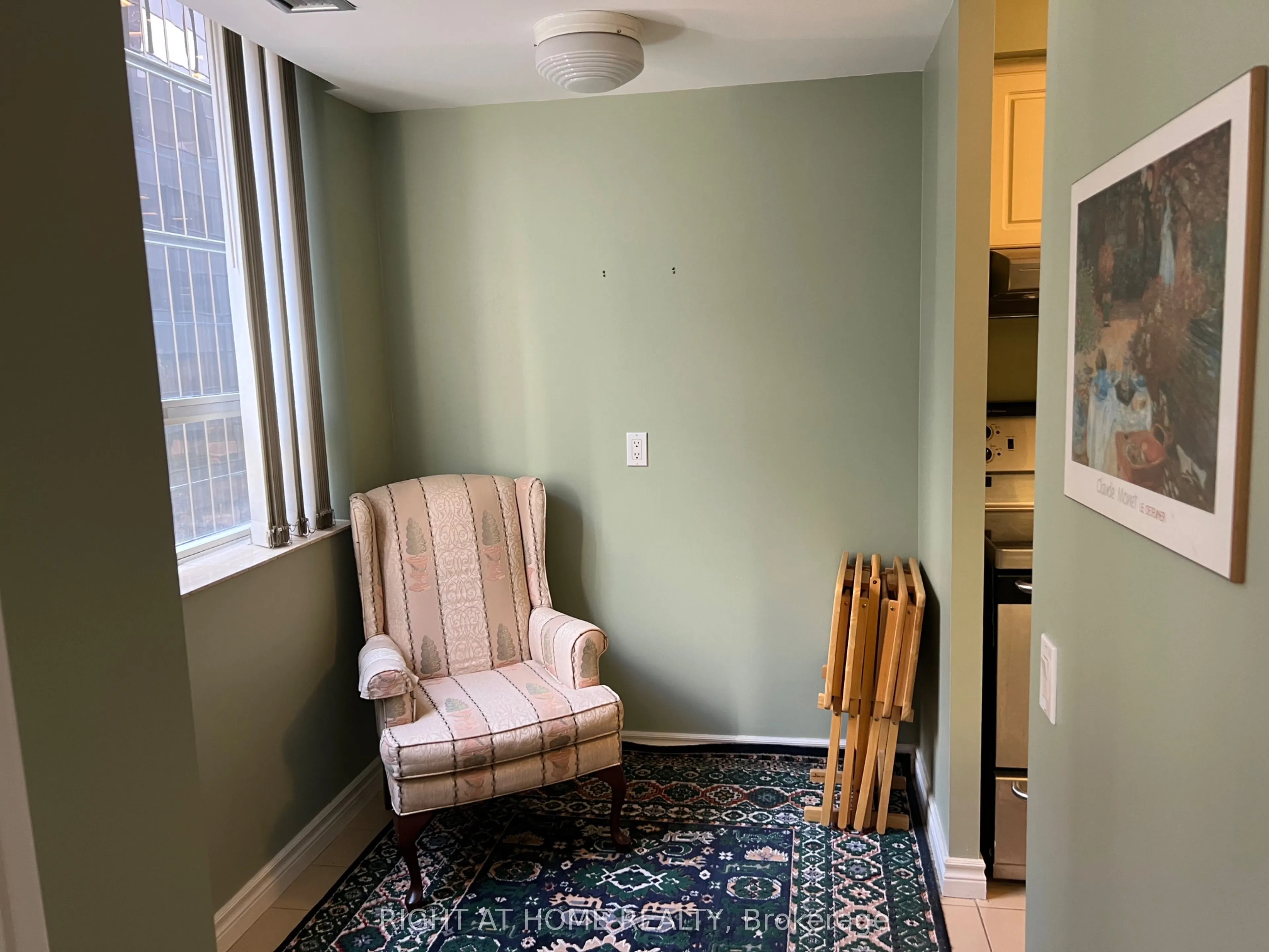 71 Simcoe Street #705
