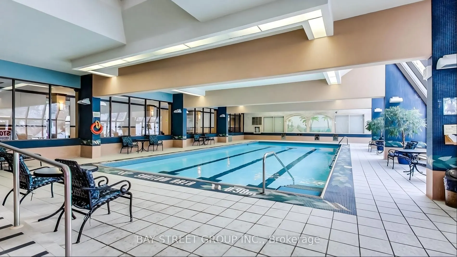 85 Skymark Drive #2201