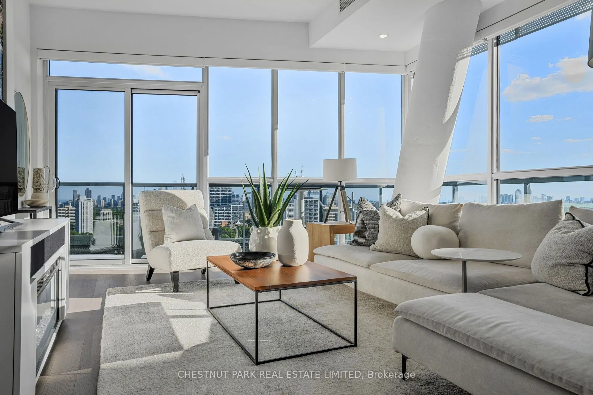 11 Lillian Street #1802