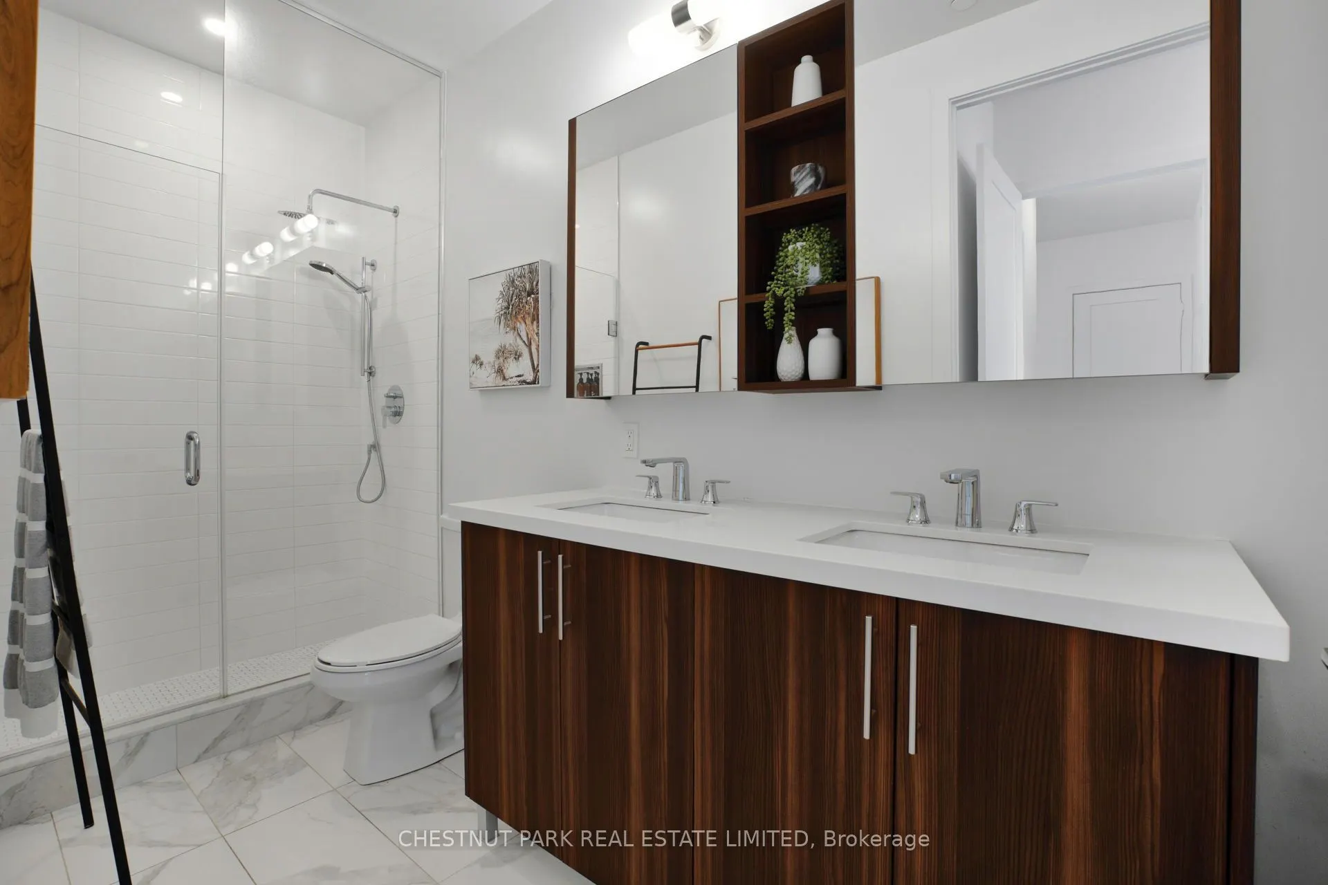 11 Lillian Street #1802