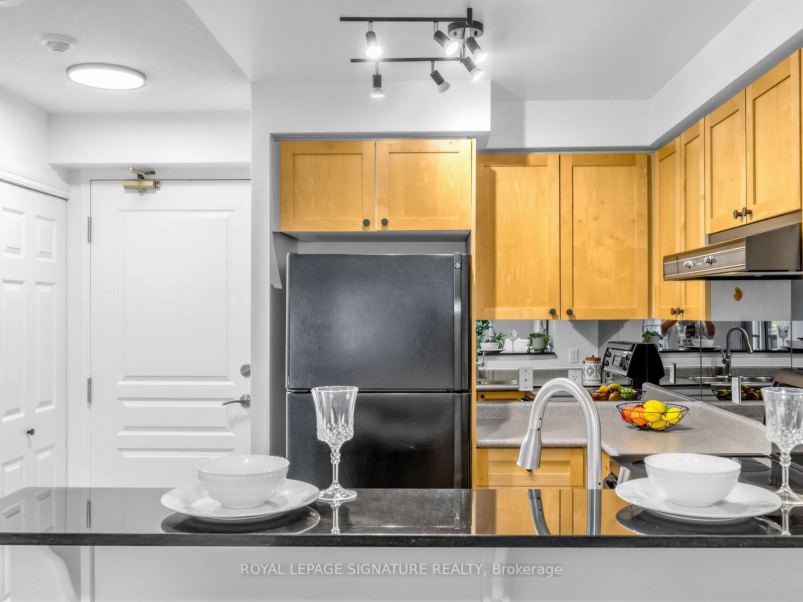 16 Dallimore Circle #220