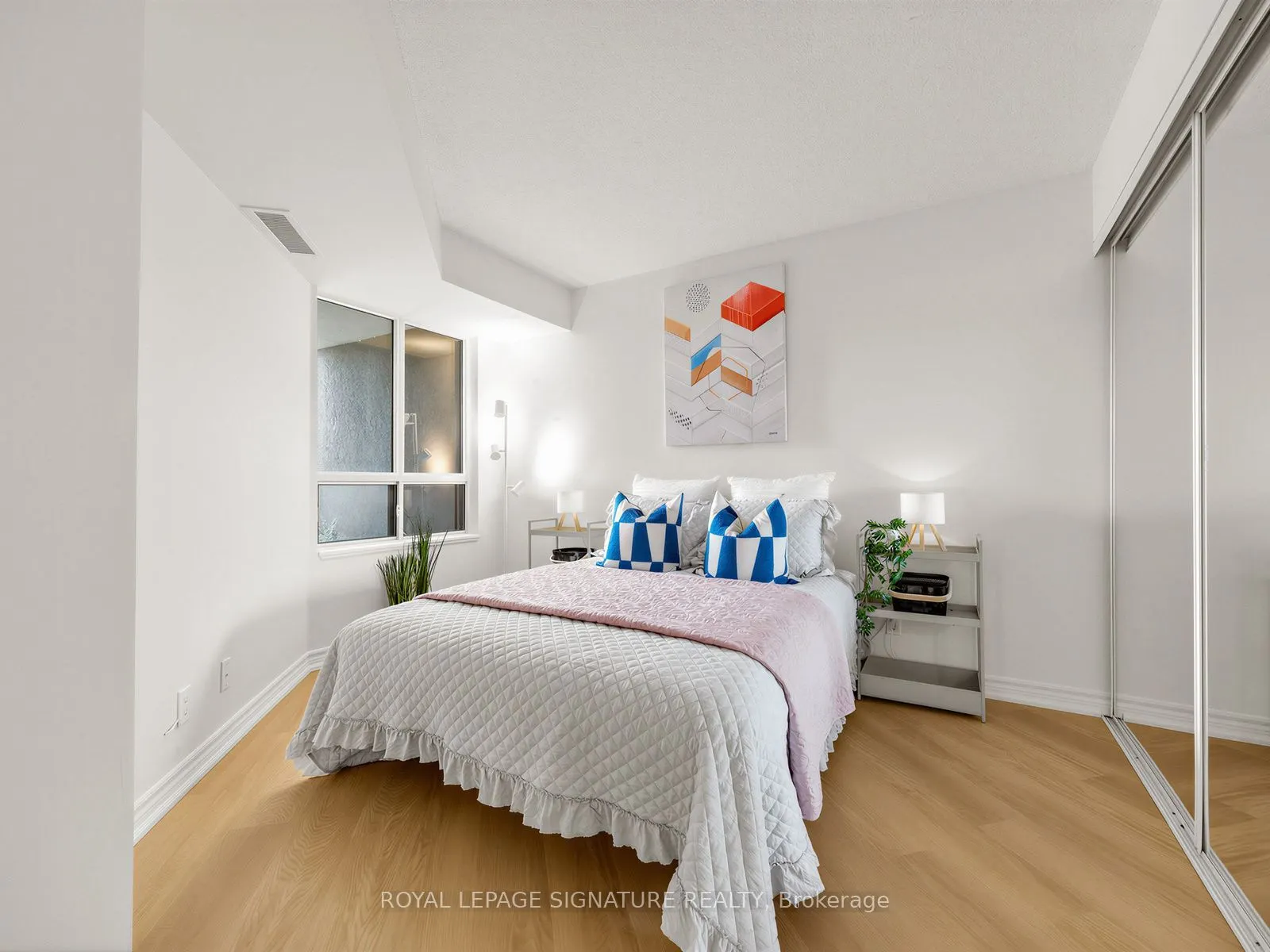 16 Dallimore Circle #220