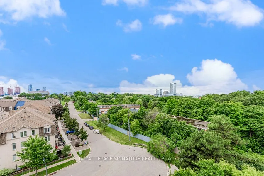 16 Dallimore Circle #220