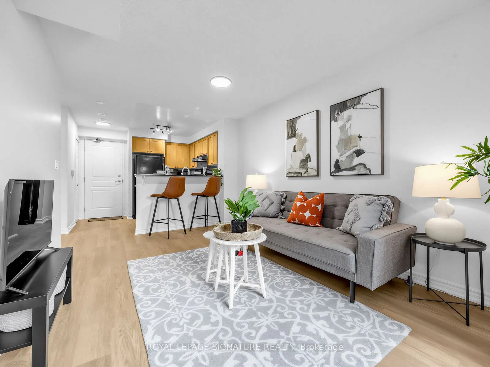 16 Dallimore Circle #220