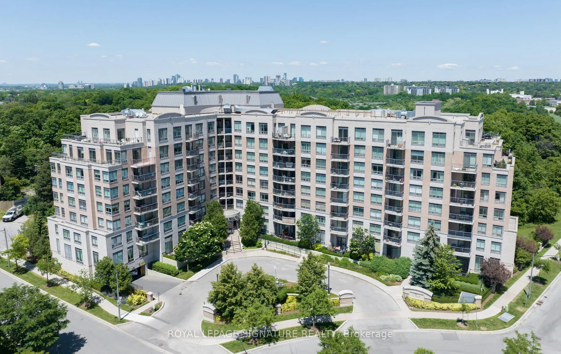 16 Dallimore Circle #220