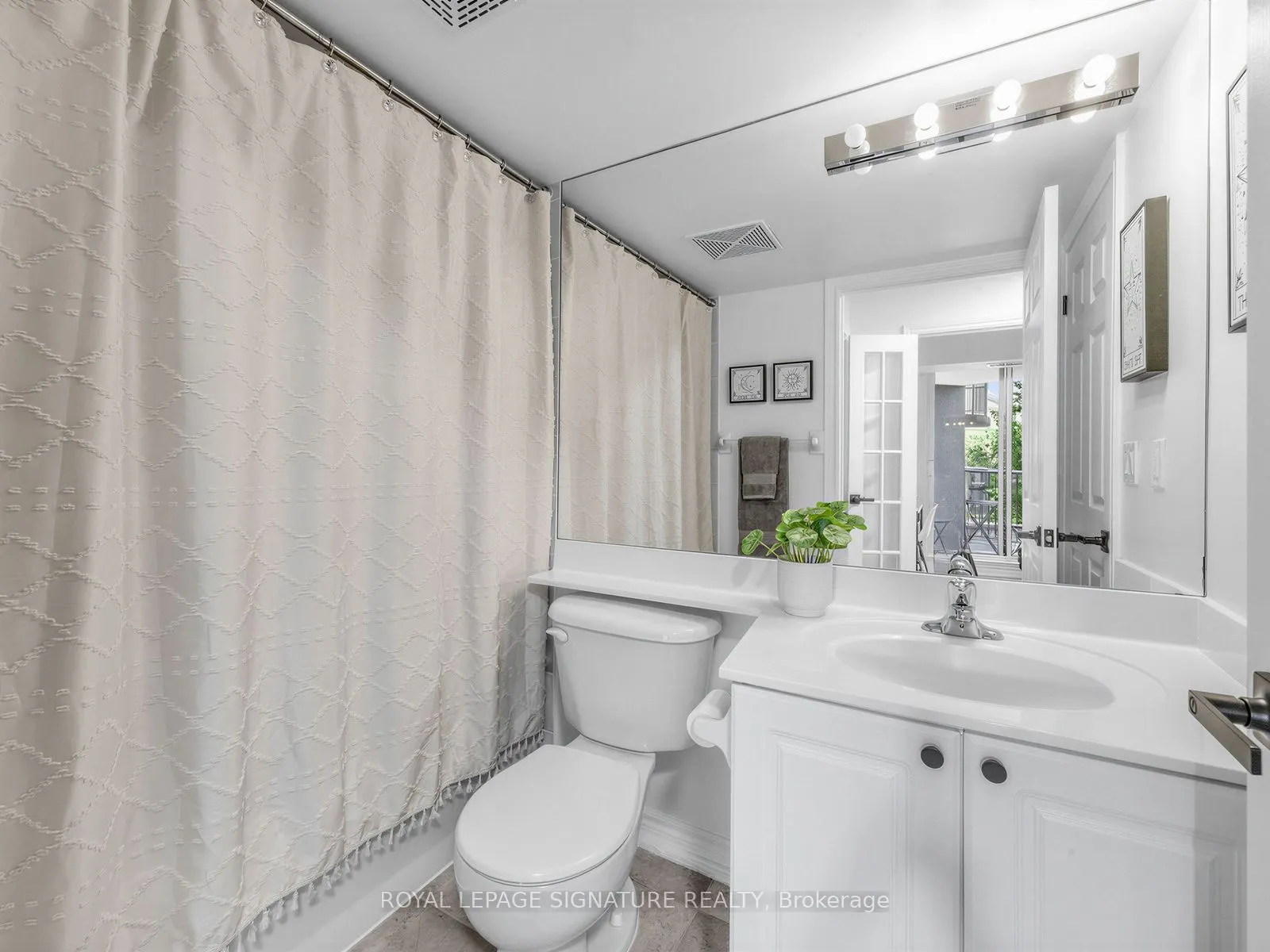 16 Dallimore Circle #220