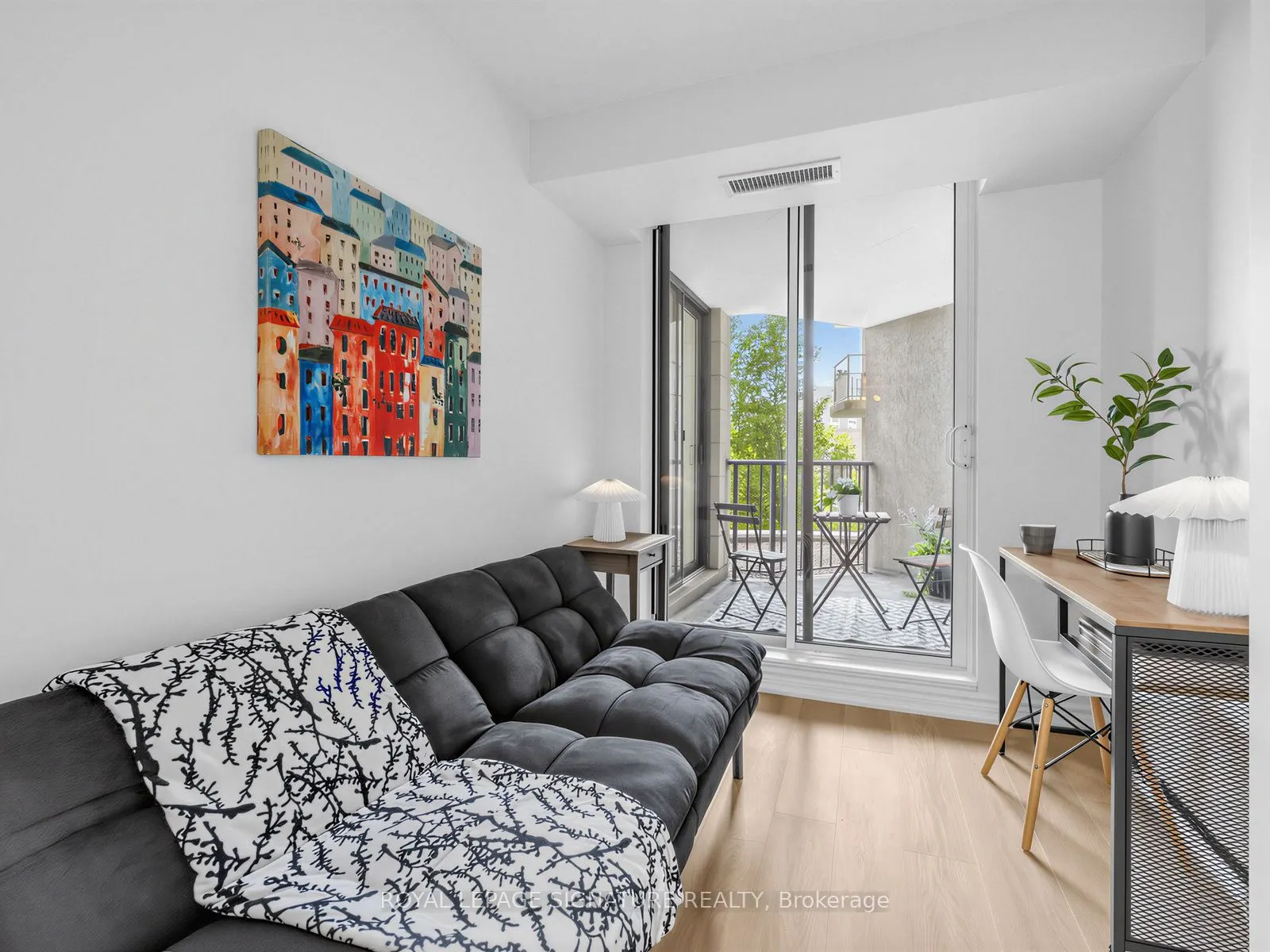 16 Dallimore Circle #220
