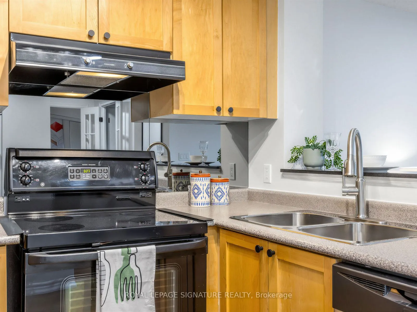16 Dallimore Circle #220