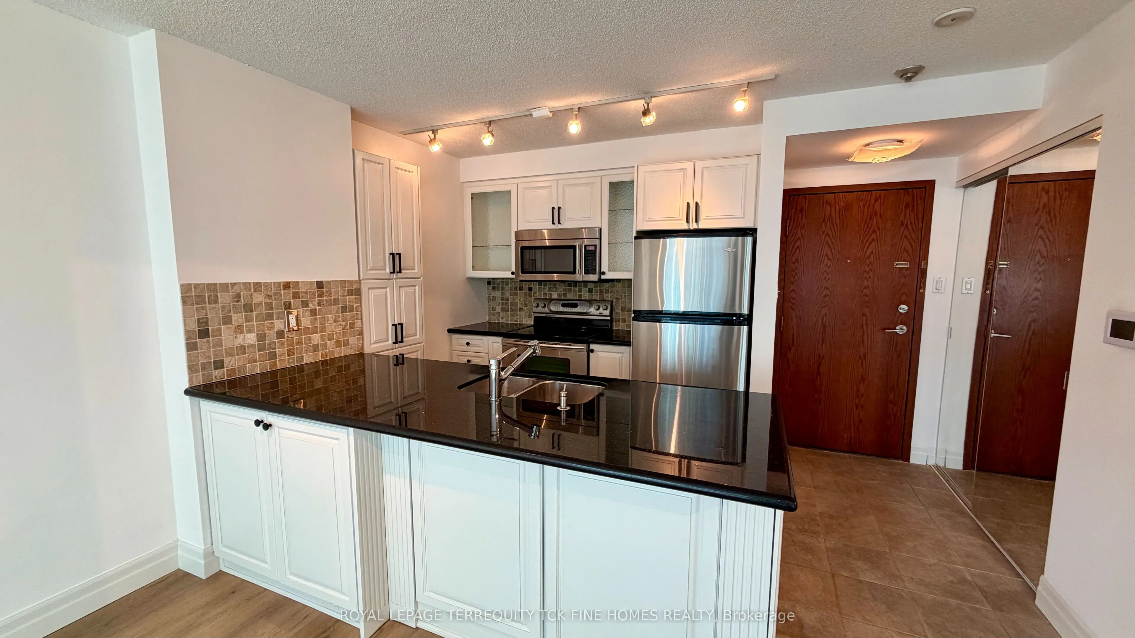10 Yonge Street #2604