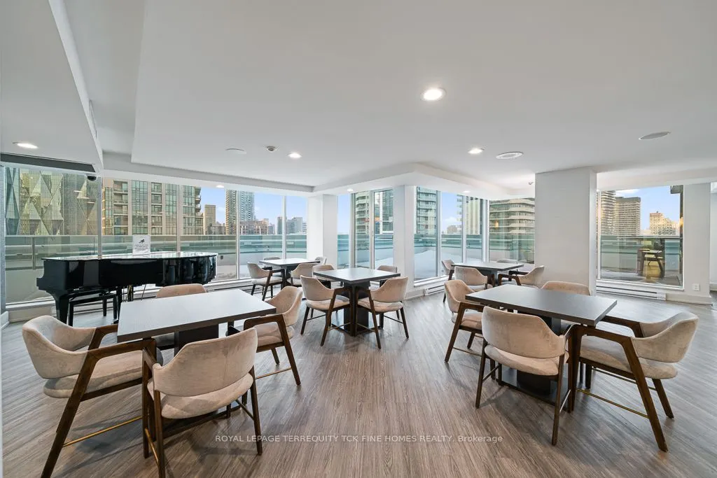 10 Yonge Street #2604