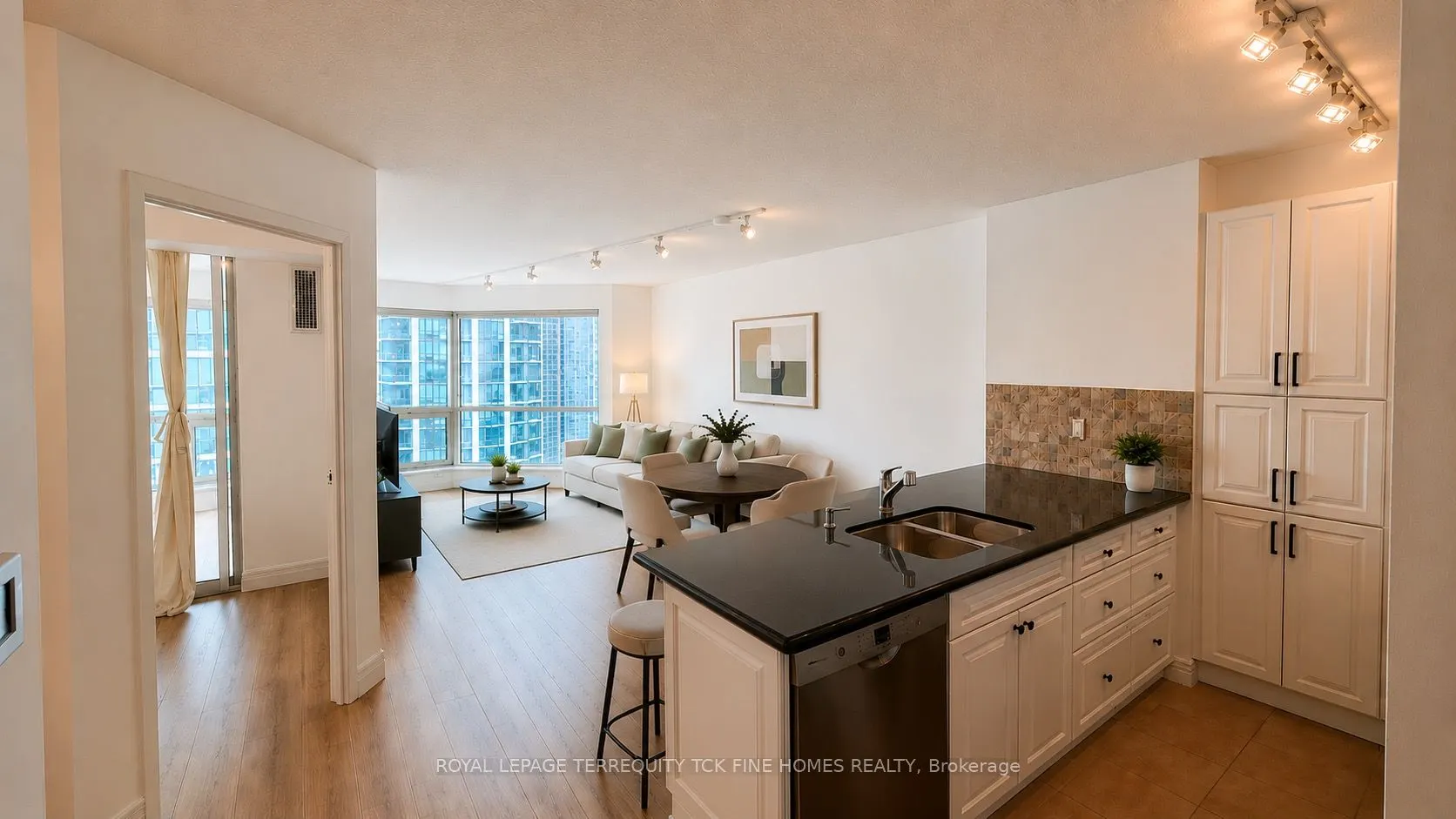 10 Yonge Street #2604