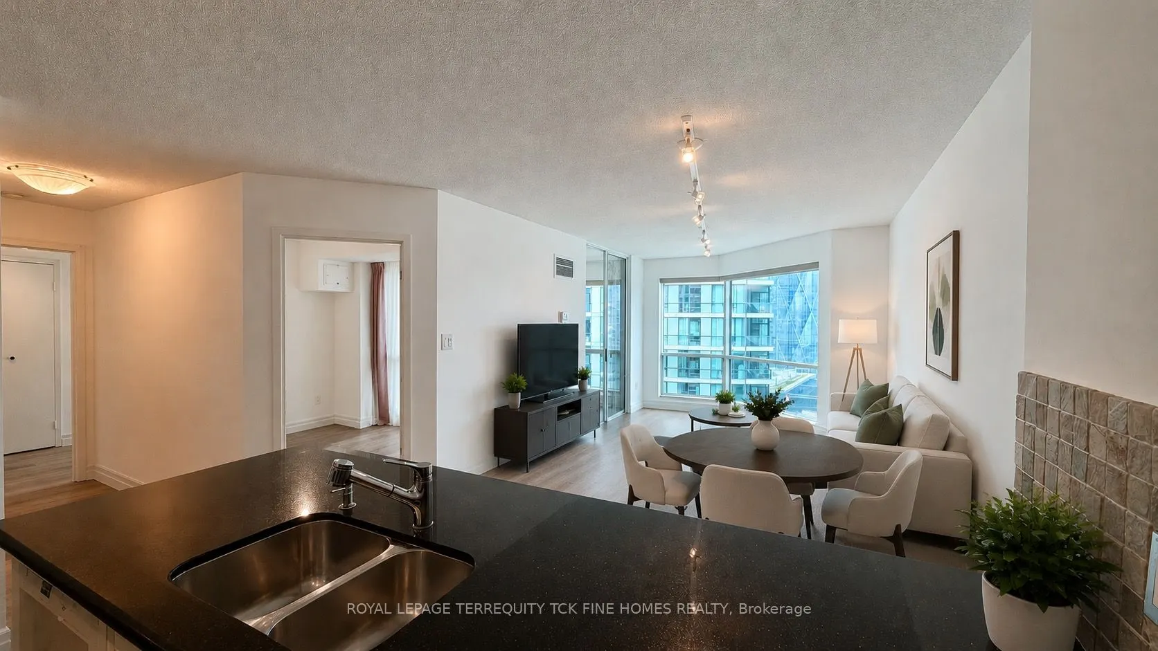 10 Yonge Street #2604