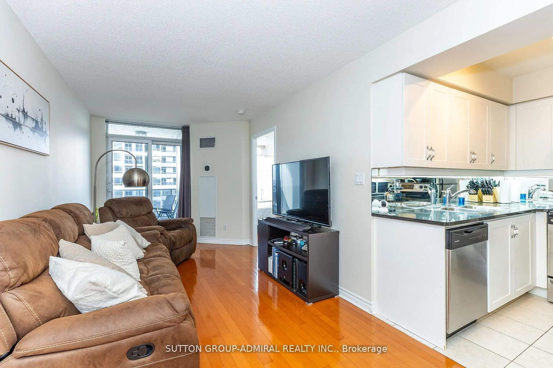1 Rean Drive #1606