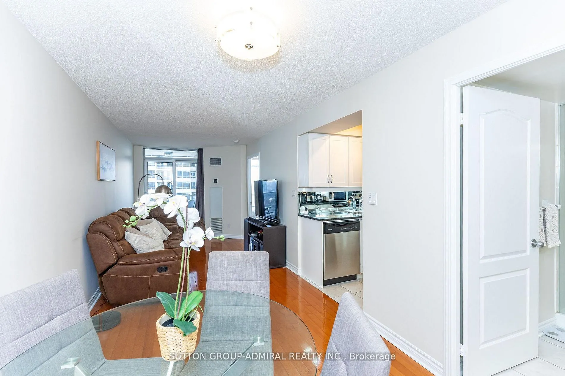 1 Rean Drive #1606