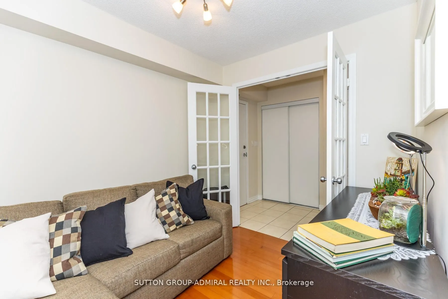 1 Rean Drive #1606