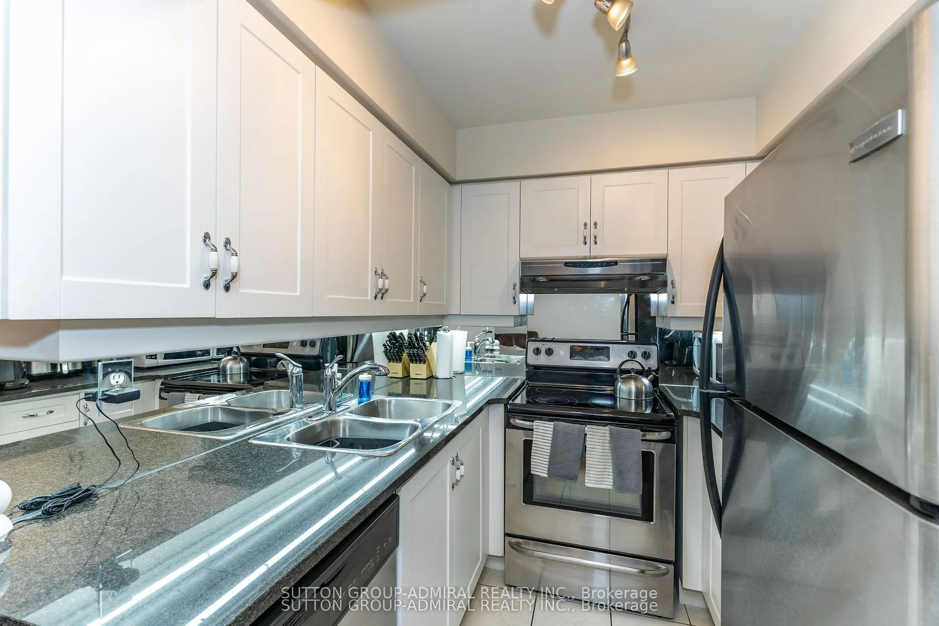 1 Rean Drive #1606