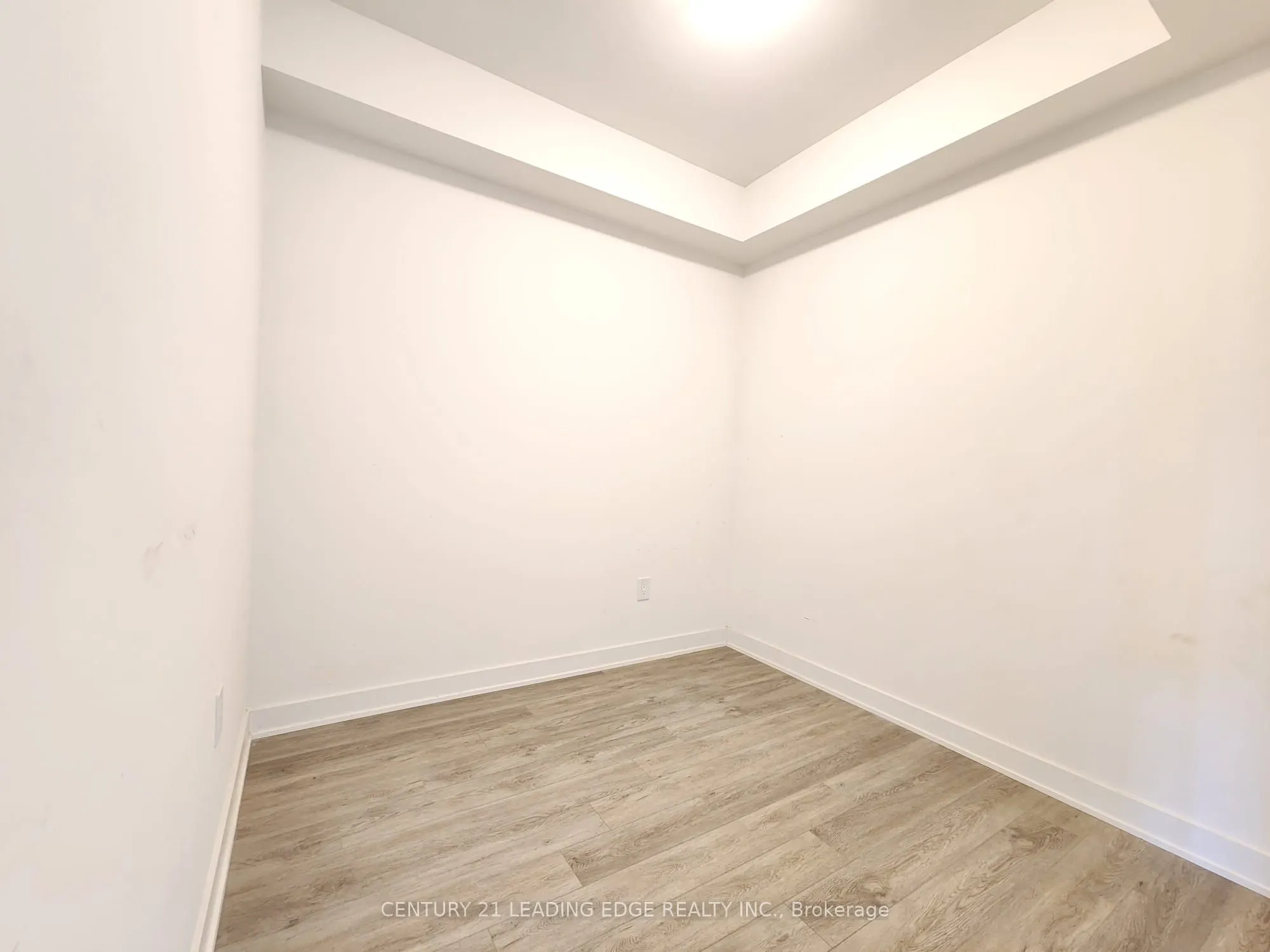135 Lower Sherbourne Street #565