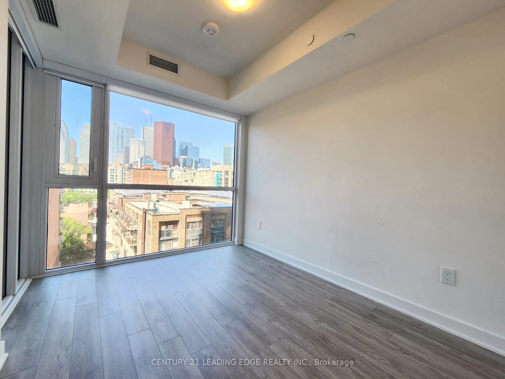 135 Lower Sherbourne Street #565