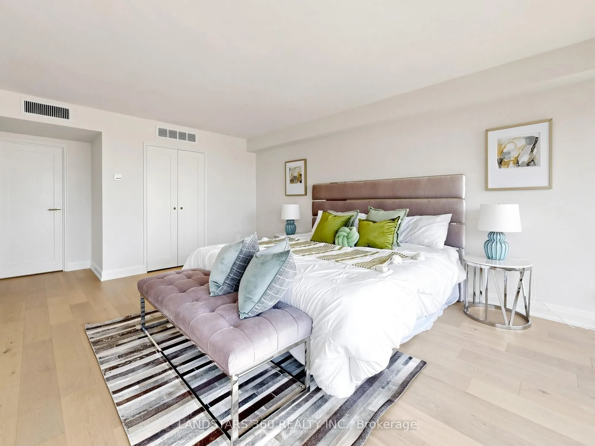 55 Harbour Square #3311