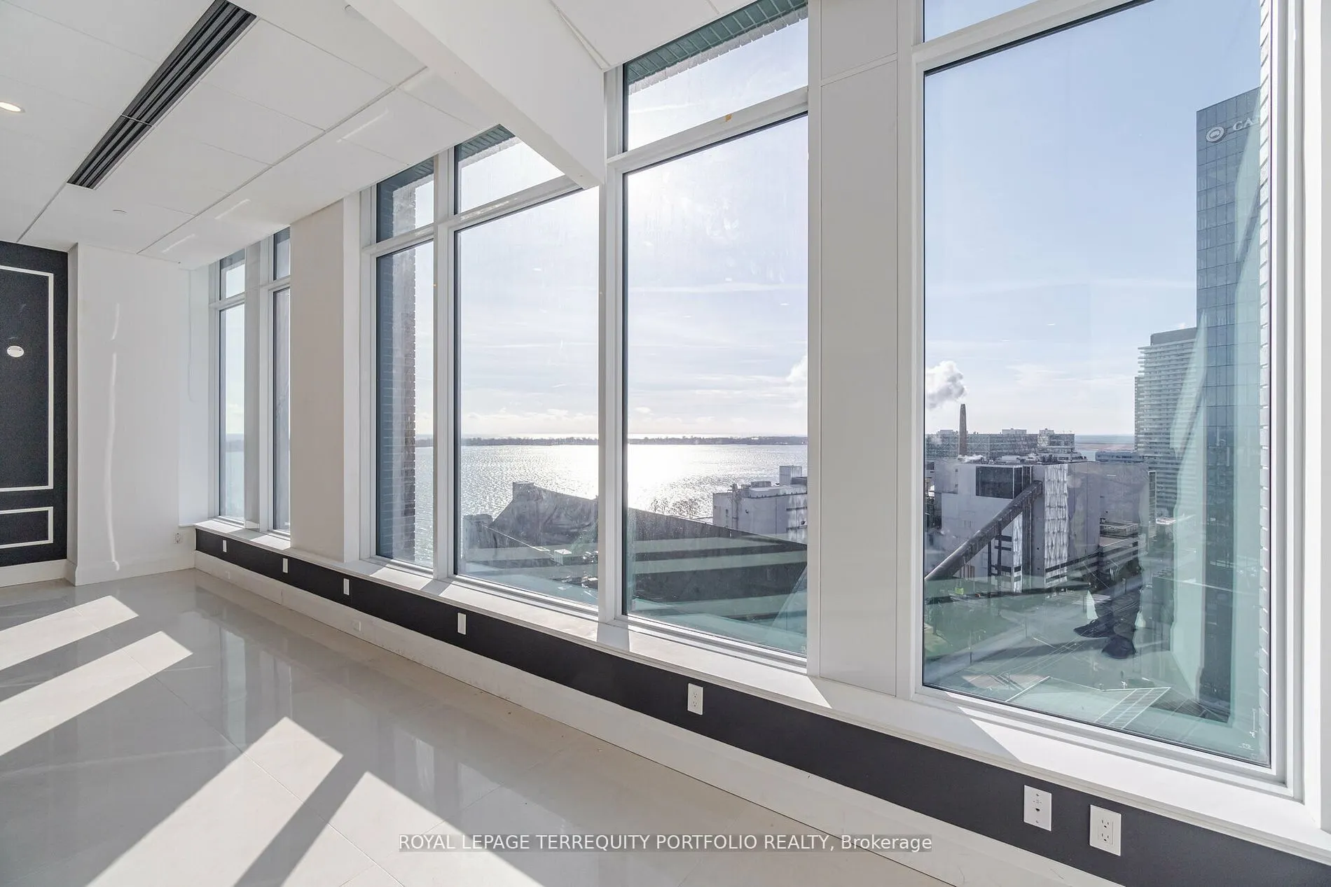 130 Queens Quay E #1220
