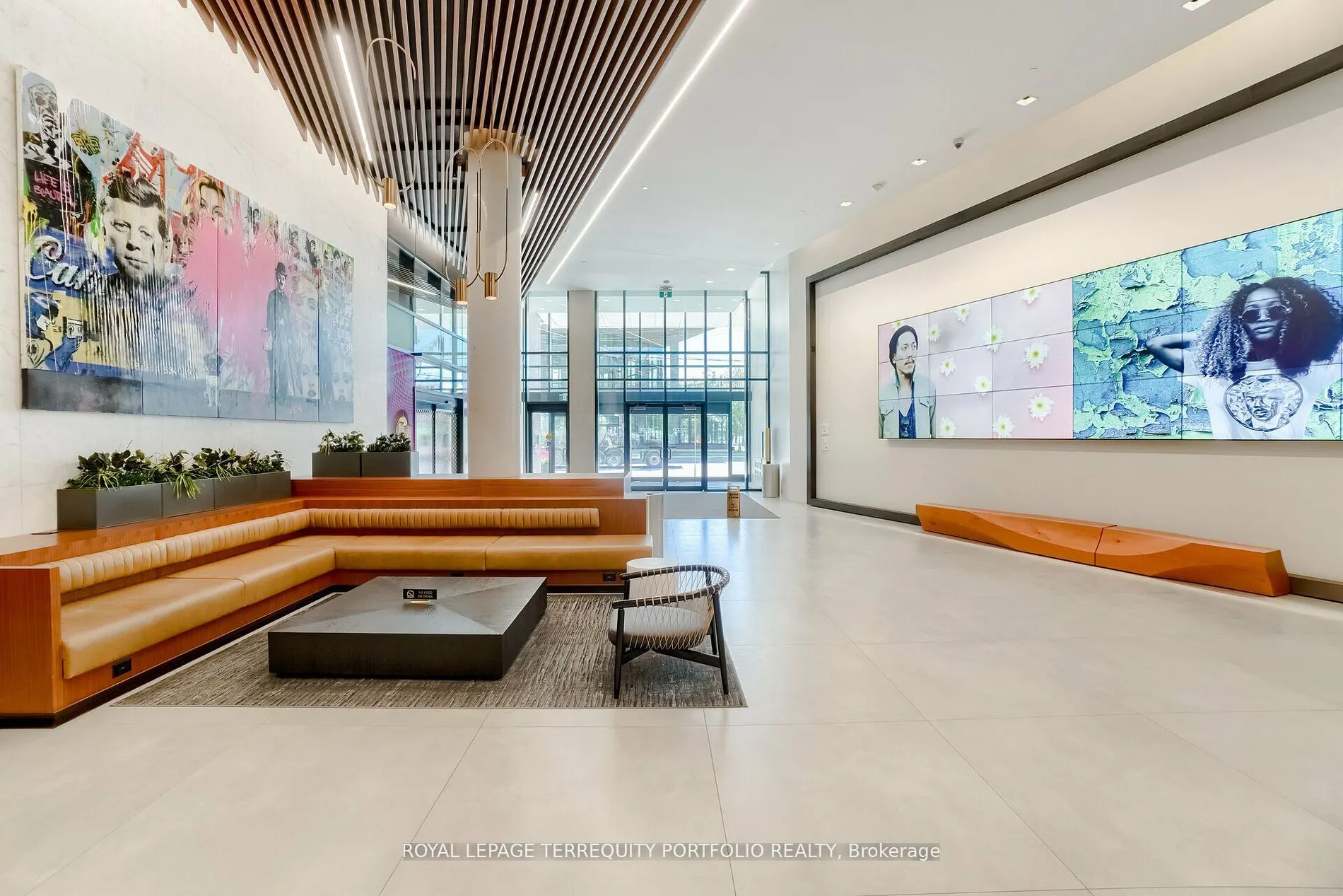 130 Queens Quay E #1220