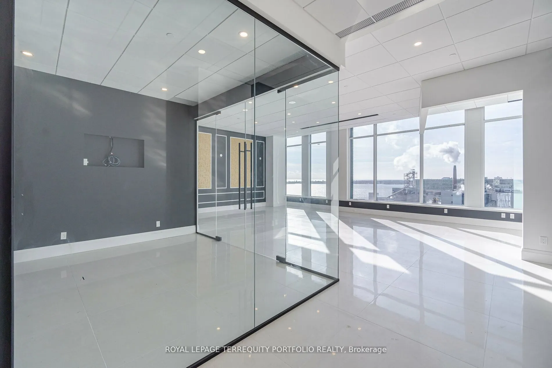 130 Queens Quay E #1220