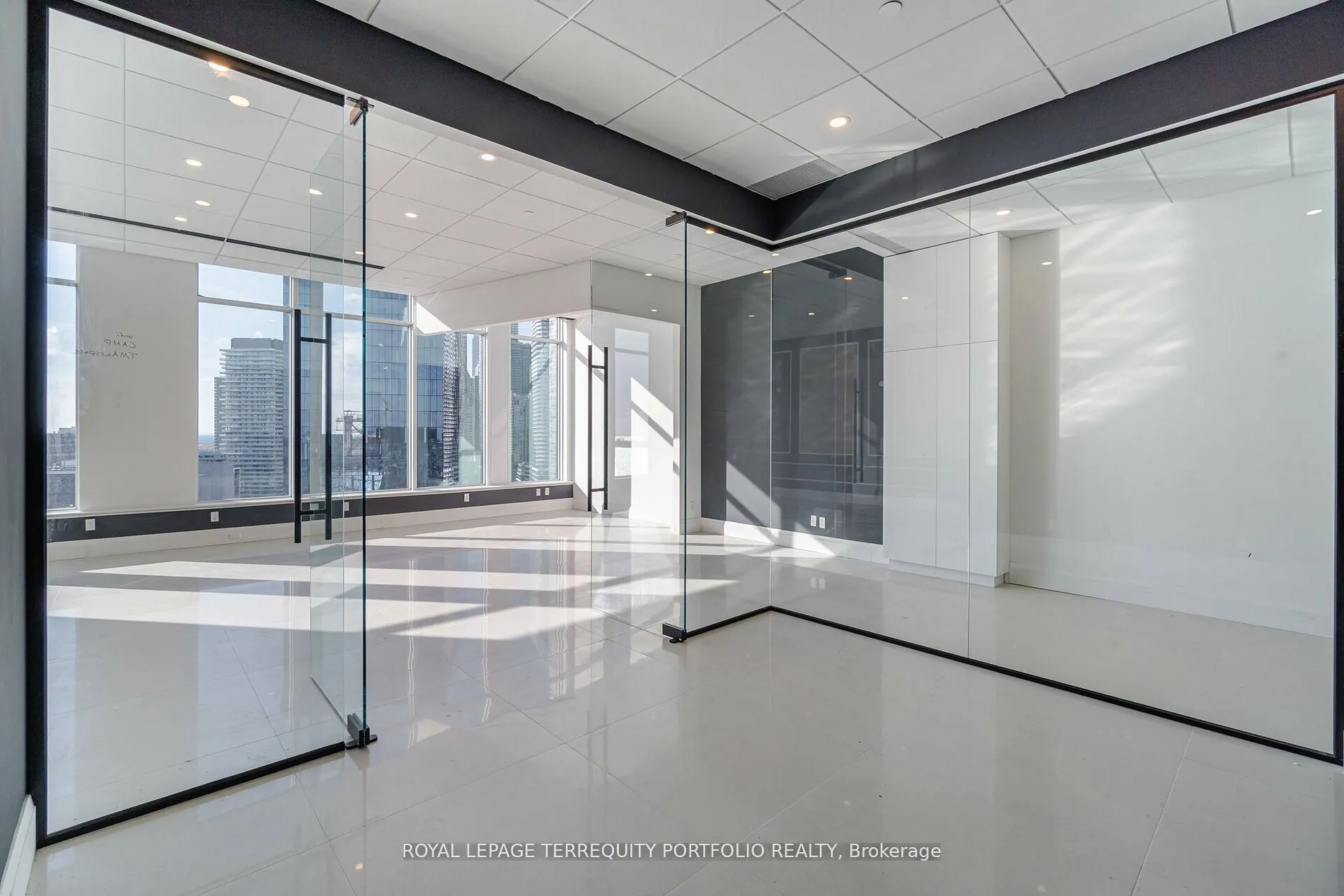 130 Queens Quay E #1220