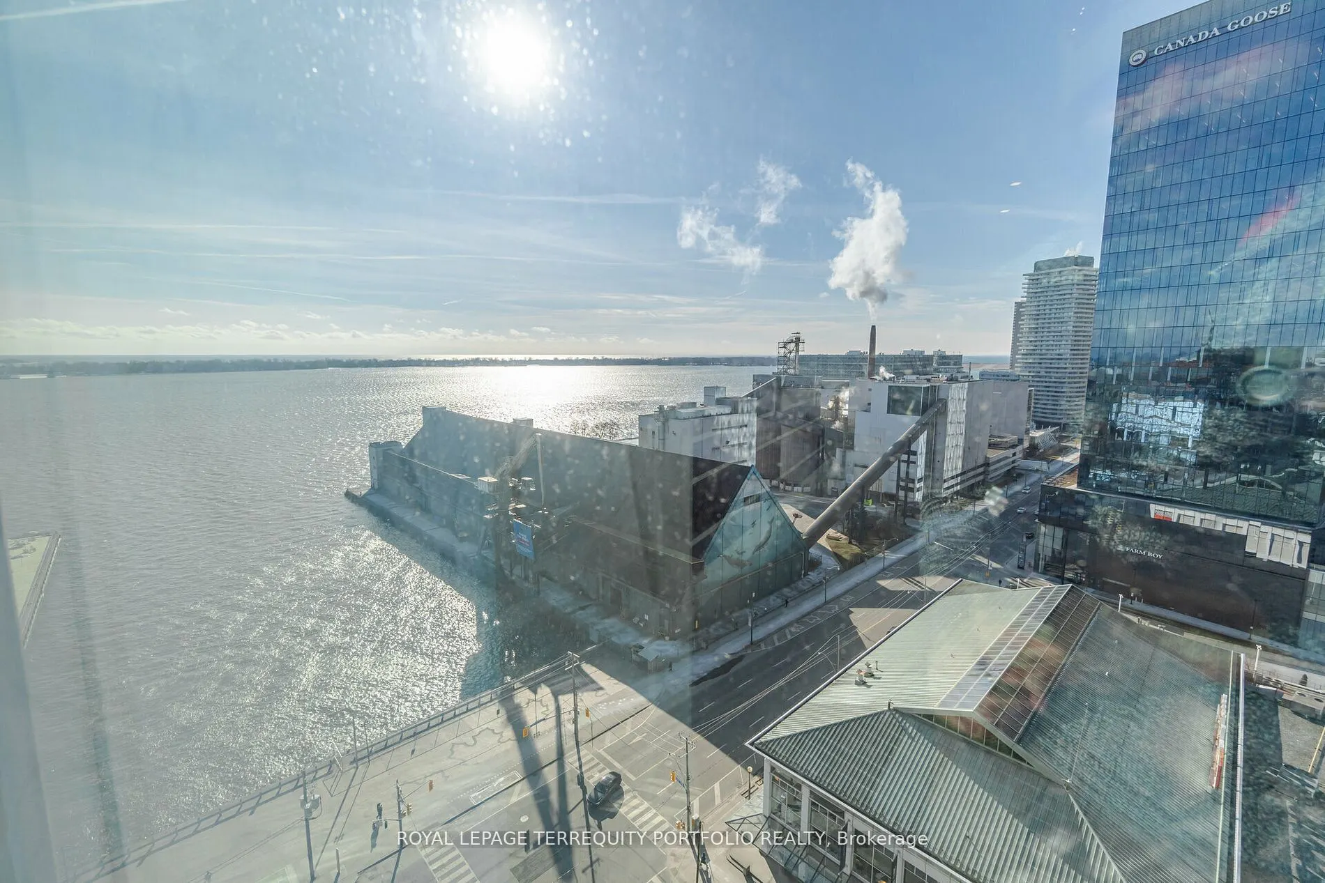 130 Queens Quay E #1220