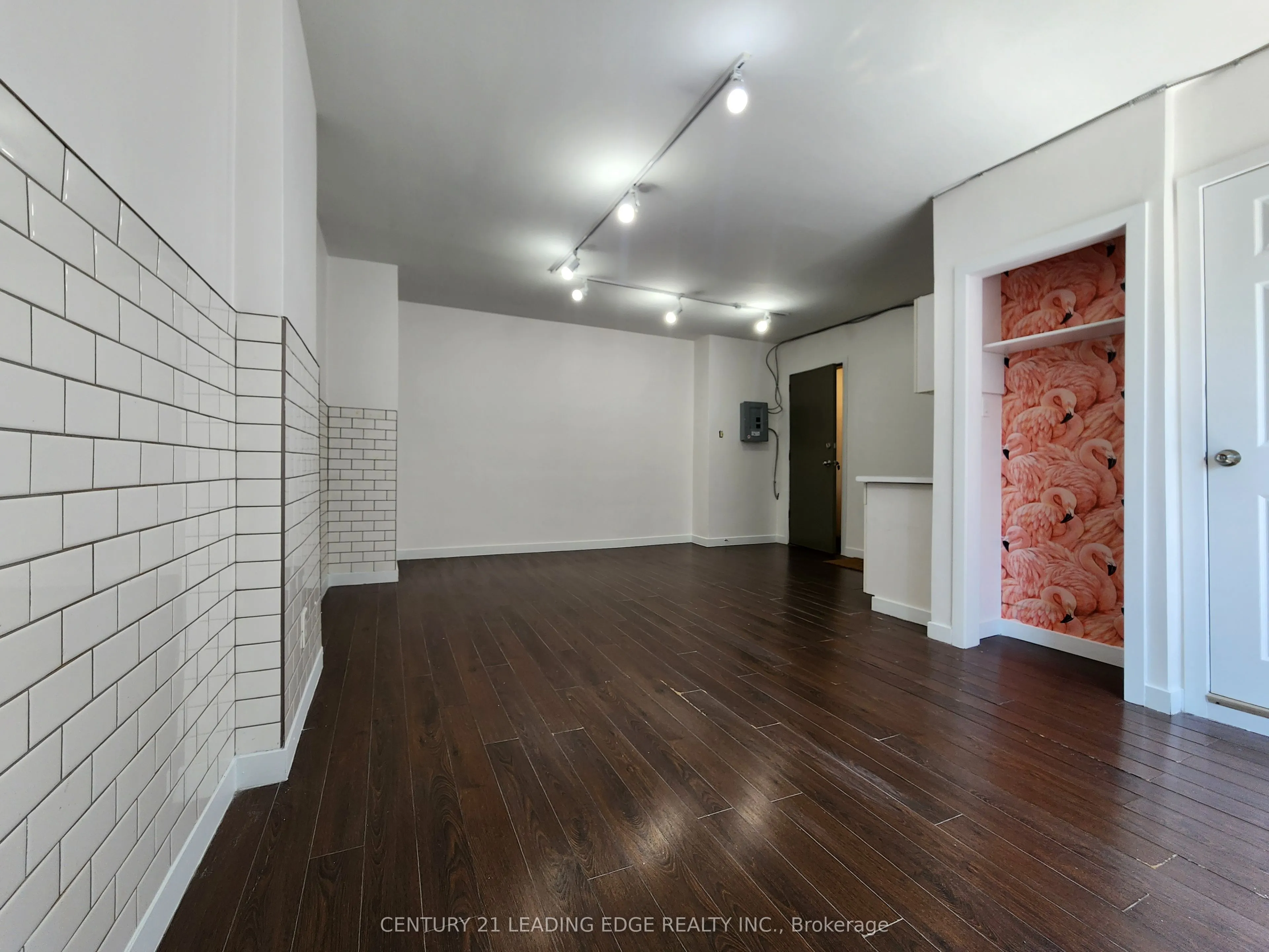 298 Gerrard Street E #2A&B