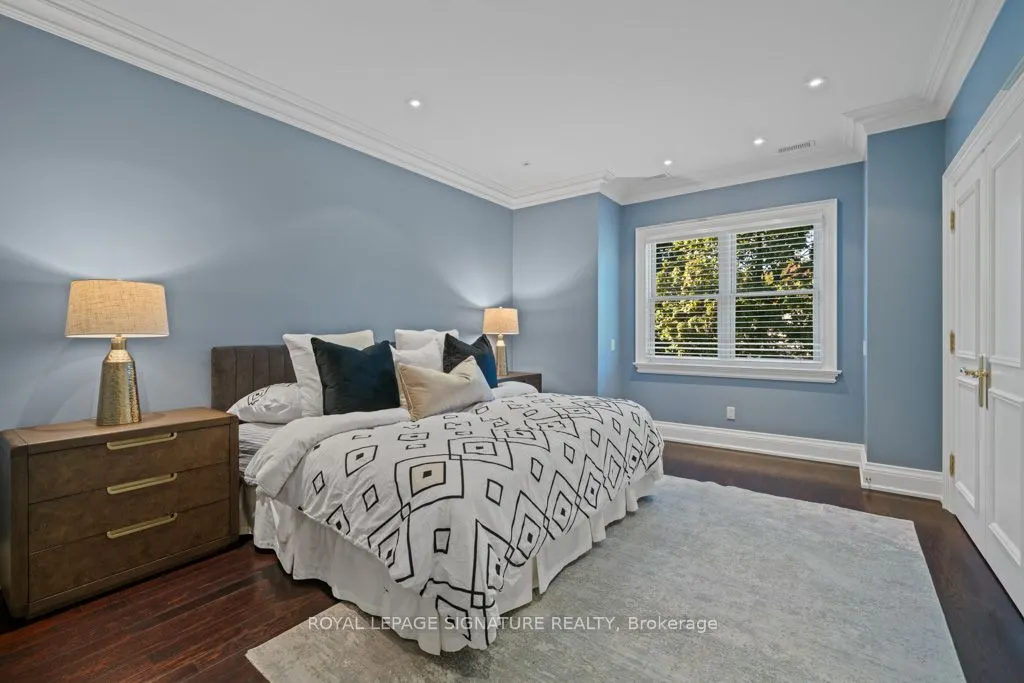 428 Glengrove Avenue
