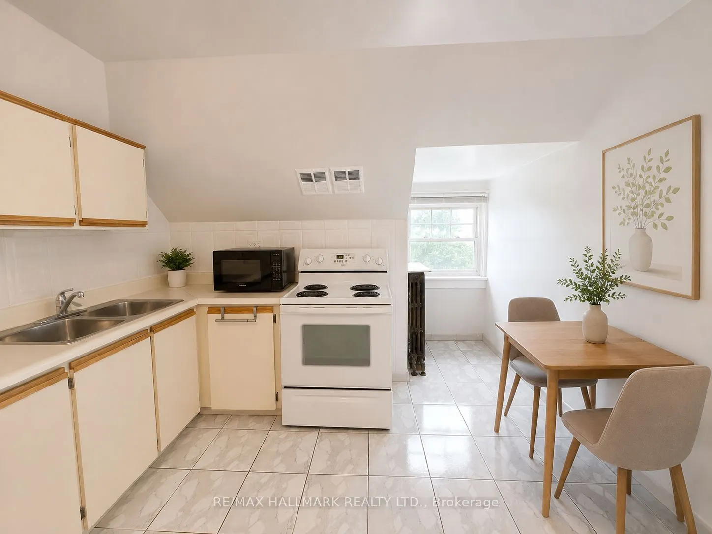 338 Vaughan Road #Apt 3
