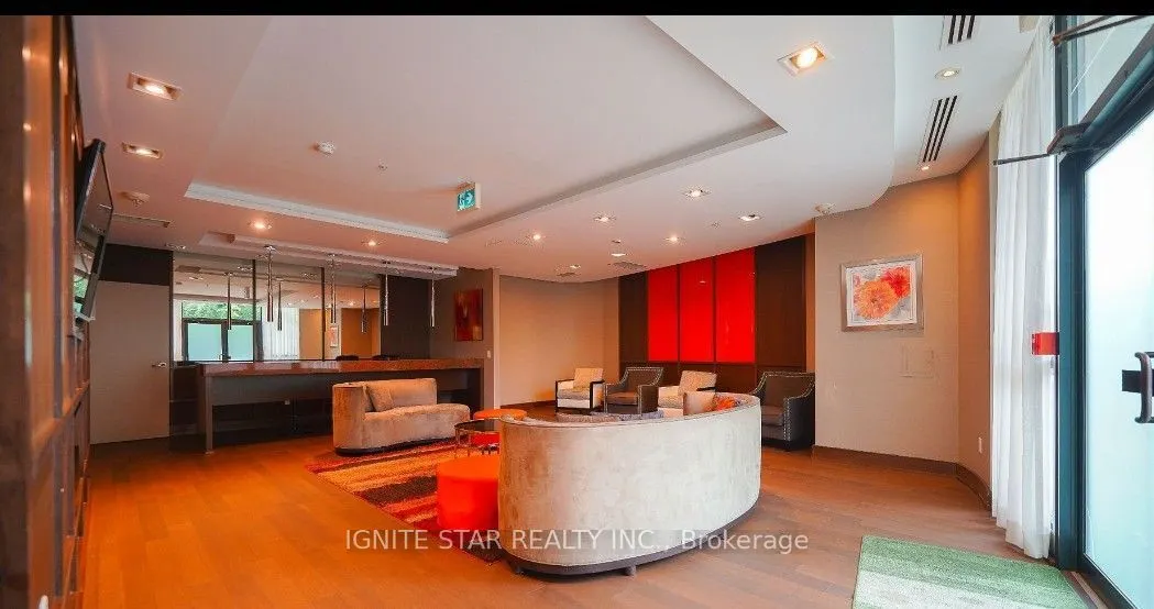 5740 Yonge Street #1201