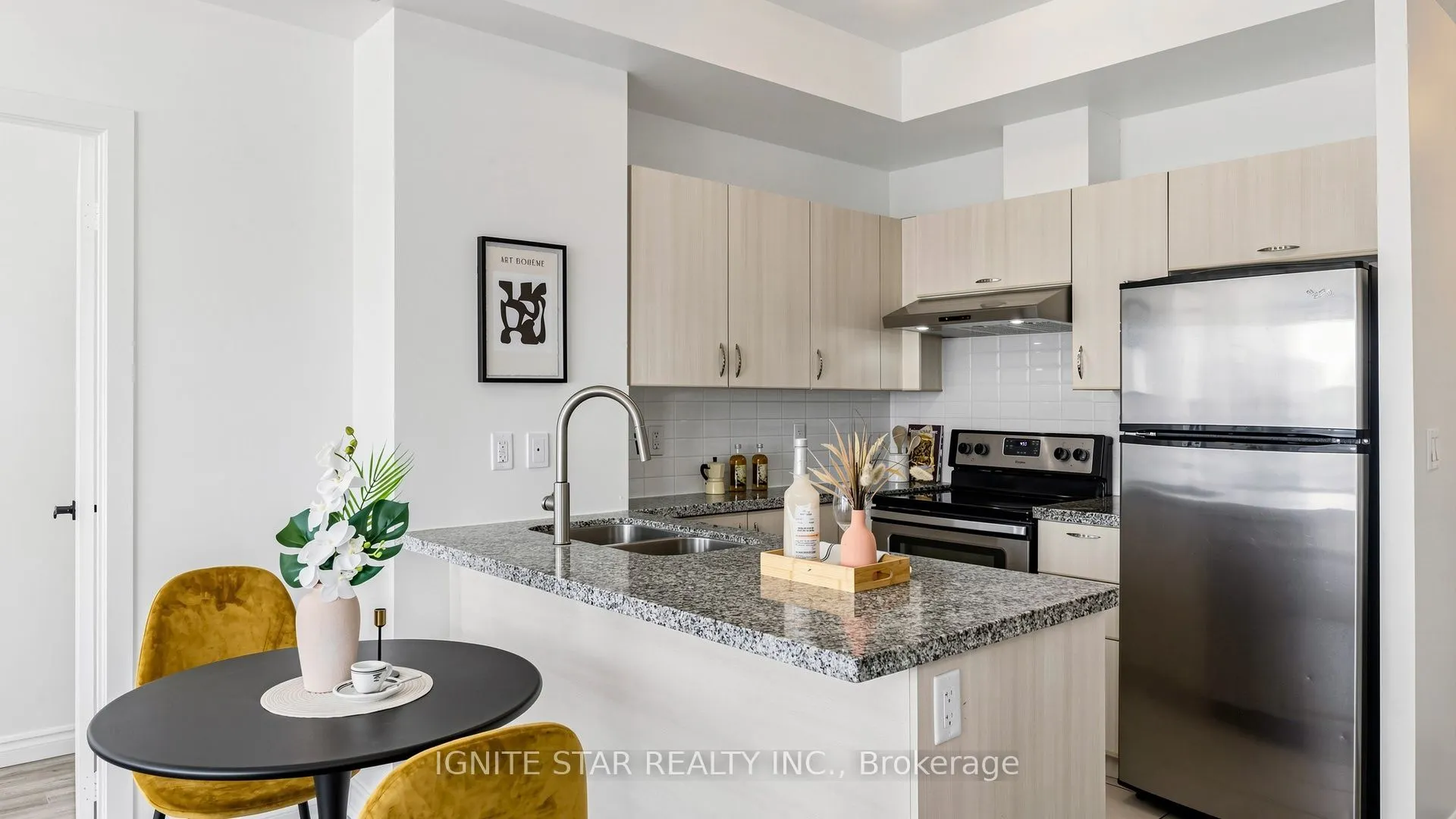5740 Yonge Street #1201