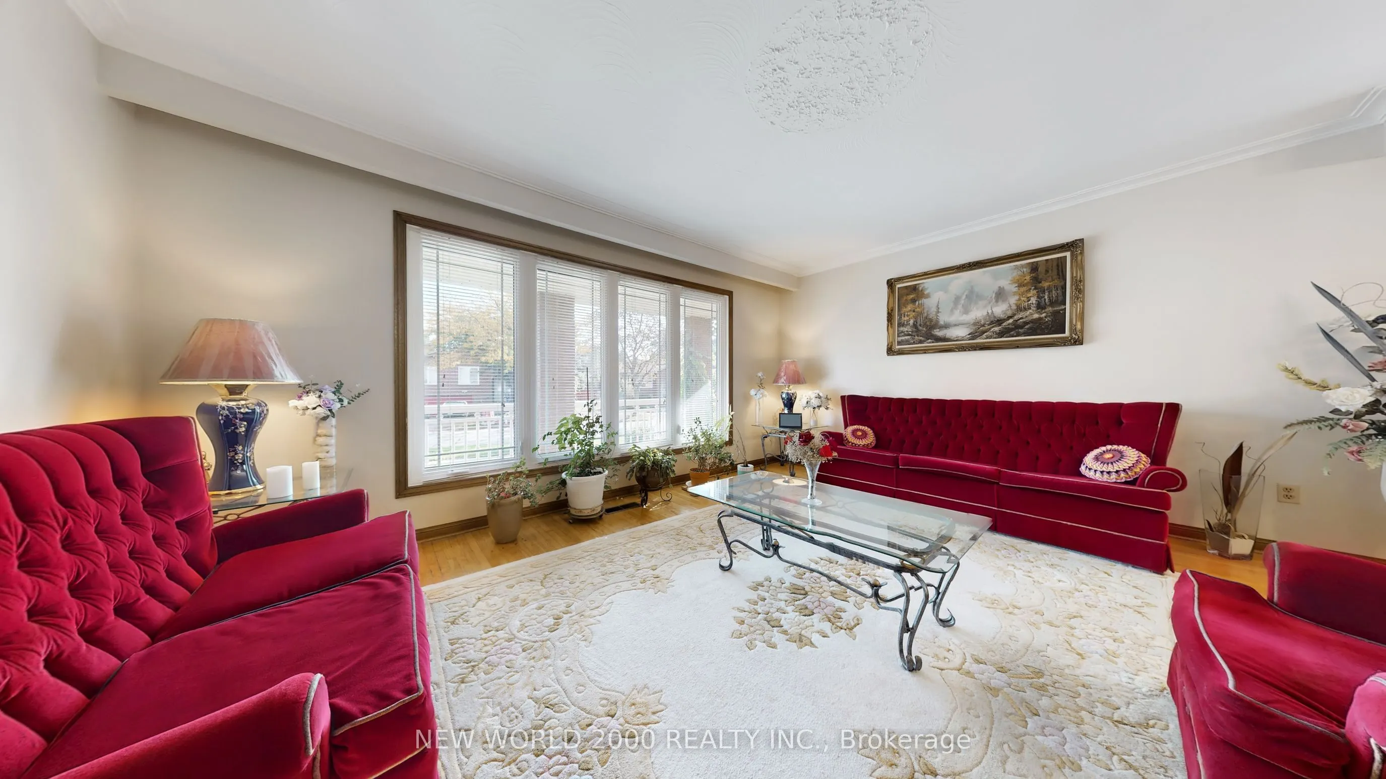 17 Squirewood Road