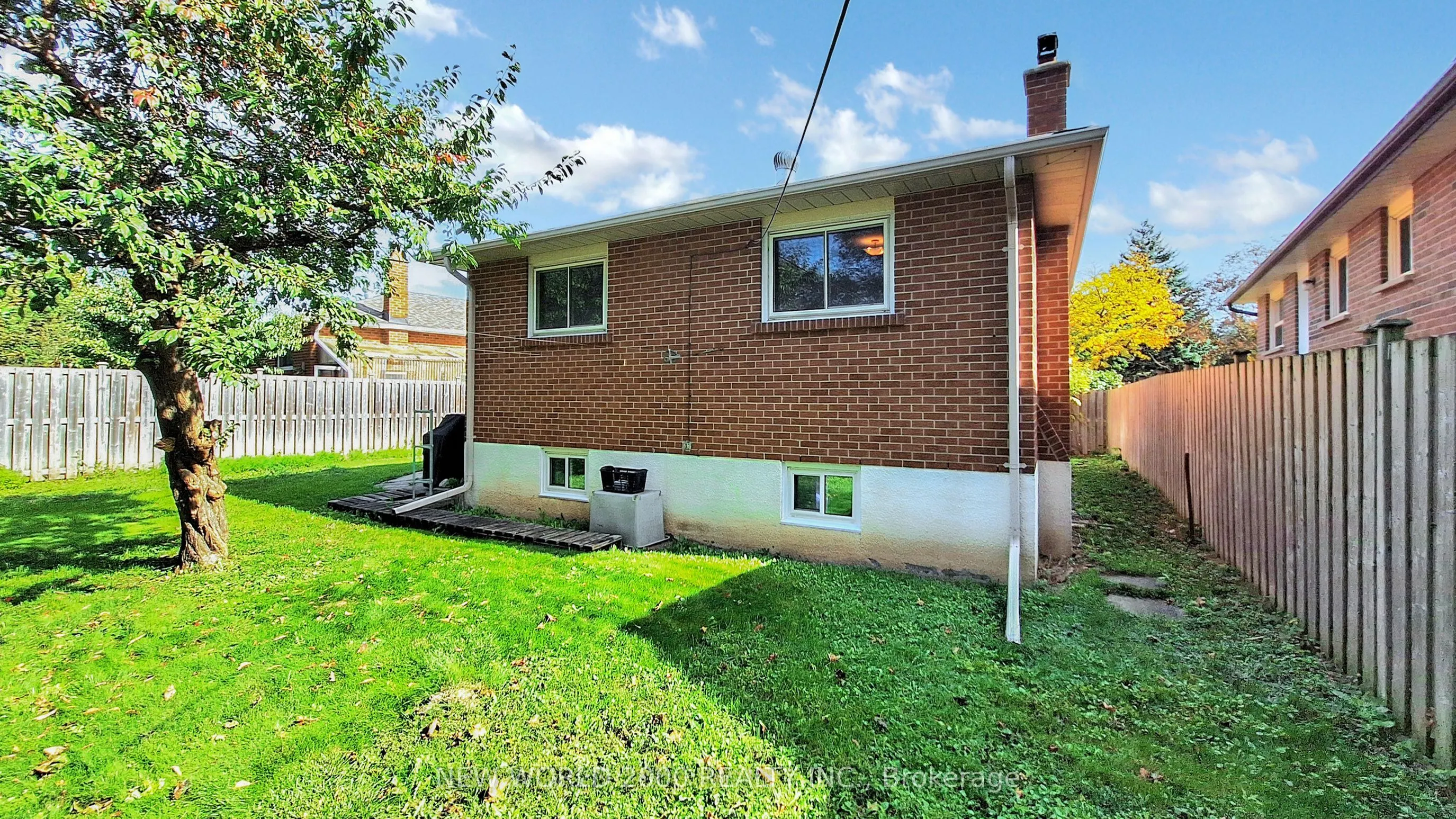 17 Squirewood Road