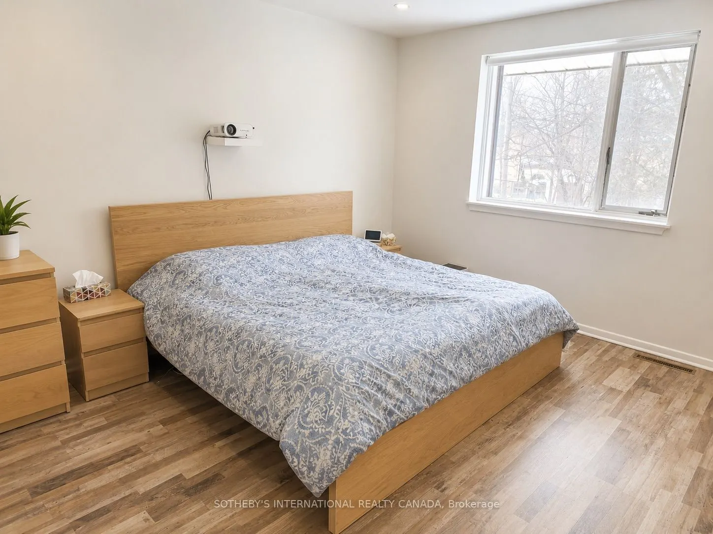 10 Ternhill Crescent