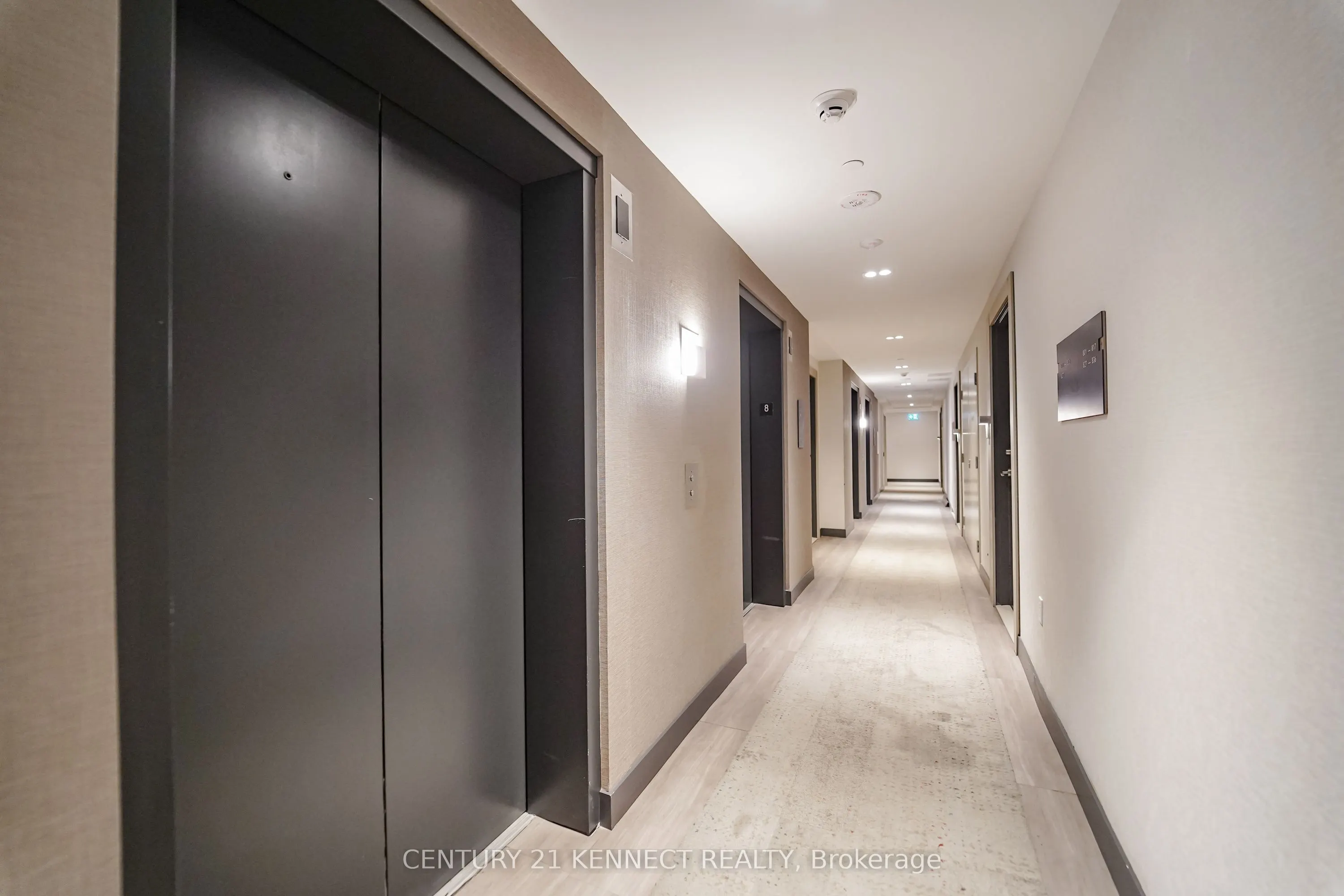 7 Golden Lion Heights #826