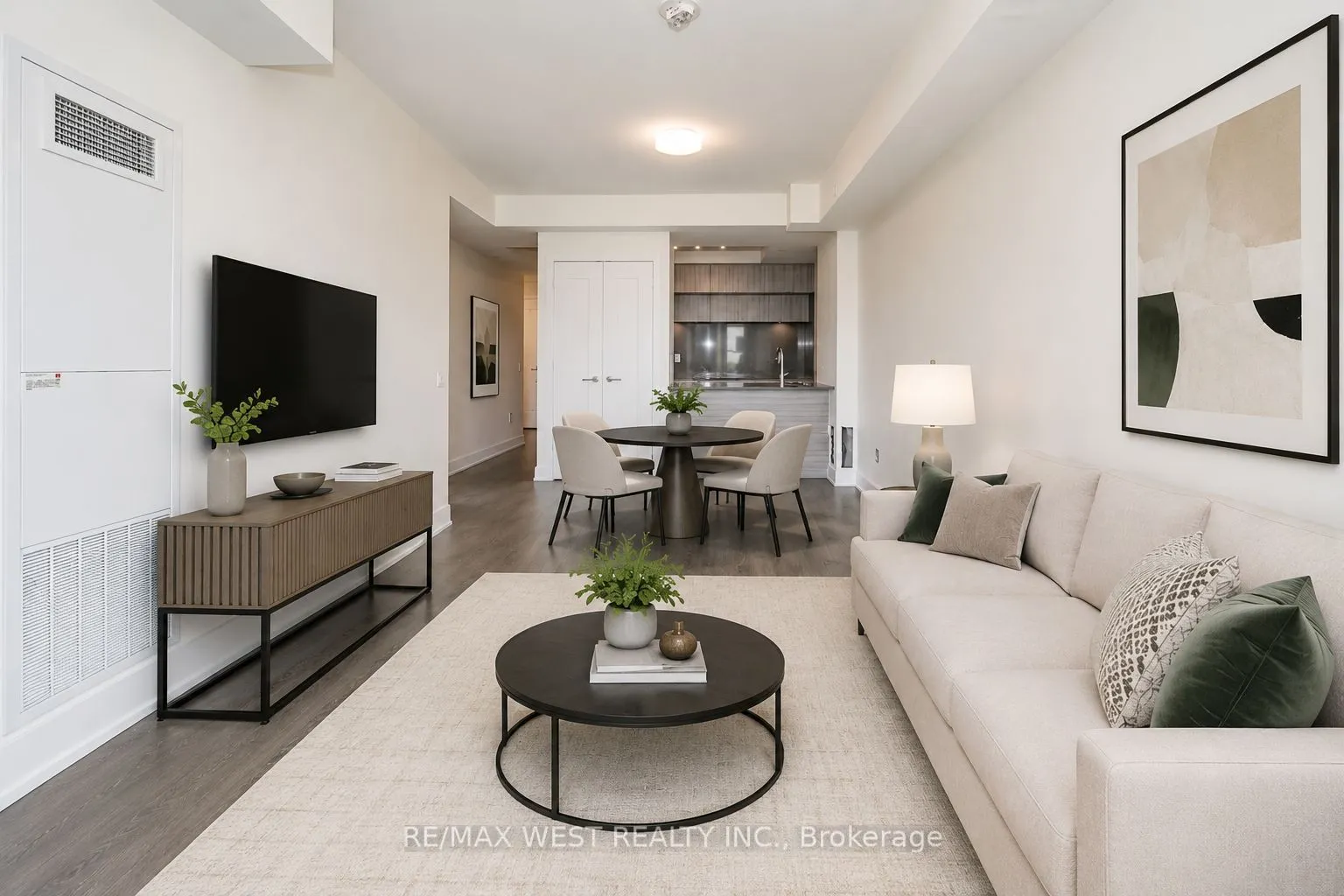 80 Vanauley Street #203