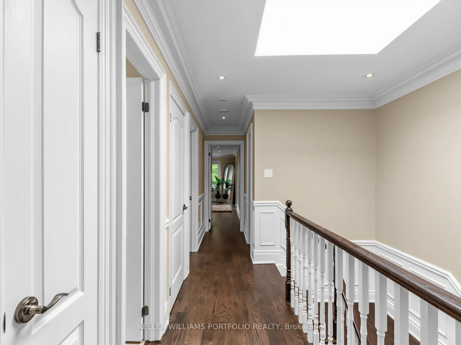 21 Albertus Avenue
